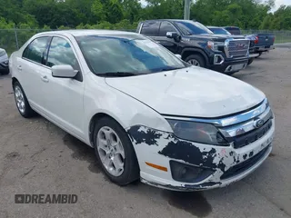 2010 Ford Fusion SE z VIN 3FAHP0HA0AR253337, wystawiony jako IAAI lot #42119507 z przebiegiem 175 226 mil mil oraz . Historia ofert i sprzedaży dostępna na DreamBid. Obrazek 1.