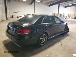 2016 Mercedes-Benz E 350 Luxury z VIN WDDHF8JBXGB277730, wystawiony jako Copart lot #55222565 z przebiegiem 73 508 mil mil oraz Szkoda całkowita • Salvage title. Historia ofert i sprzedaży dostępna na DreamBid. Obrazek 3.