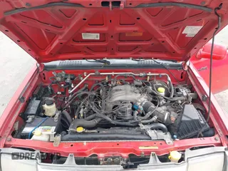 2000 Nissan Frontier XE z VIN 1N6ED27Y3YC324794, wystawiony jako IAAI lot #42341043 z przebiegiem 202 543 mil mil oraz . Historia ofert i sprzedaży dostępna na DreamBid. Obrazek 10.