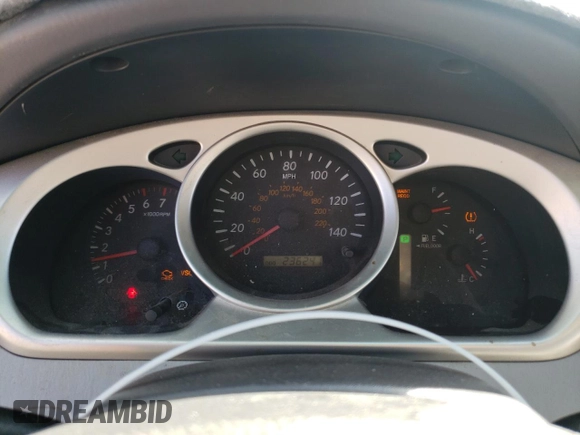 2005 Toyota Highlander with VIN JTEEP21A150102107, listed as a Copart auction lot 51978085 with 236,241 mi miles and Salvage Title. Bid and sale history available at DreamBid. Image 9.