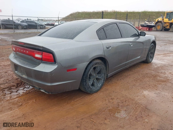 2011 Dodge Charger SE with VIN 2B3CL3CG6BH608460, listed as a IAAI auction lot 41489091 with 113,190 mi miles. Bid and sale history available at carsss.com. Image 4.
