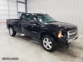 2013 Chevrolet Silverado 1500 LT with VIN 1GCRCSEA7DZ341019, listed as a Copart auction lot 49619425 with 166,787 mi miles and Clean Title. Bid and sale history available at carsss.com. Image 4.