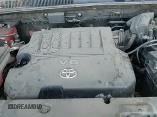 2007 Toyota RAV4 Limited z VIN JTMZK31V676005837, wystawiony jako IAAI lot #43145749 z przebiegiem 169 528 mil mil oraz . Historia ofert i sprzedaży dostępna na DreamBid. Obrazek 17.