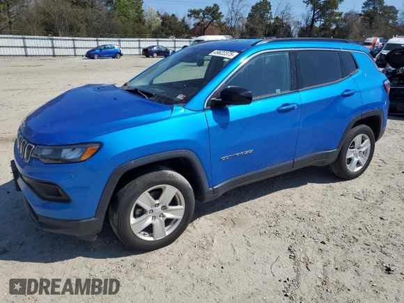 2022 Jeep Compass Altitude with VIN 3C4NJDBB5NT152956, listed as a Copart auction lot 49622375 with 38,471 mi miles and Salvage Title. Bid and sale history available at carsss.com. Image 1.