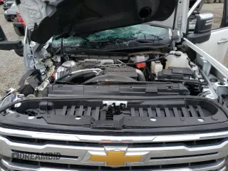 2024 Chevrolet Silverado 3500HD LTZ with VIN 1GC4YUEY6RF324547, listed as a Copart auction lot 47469565 with 14,958 mi miles and Salvage Title. Bid and sale history available at carsss.com. Image 11.