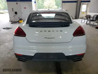 2016 Porsche Panamera 4 with VIN WP0AA2A70GL001232, listed as a Copart auction lot 66872964 with 42,702 mi miles and Salvage Title. Bid and sale history available at carsss.com. Image 6.