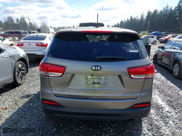 2018 Kia Sorento L with VIN 5XYPG4A33JG418543, listed as a IAAI auction lot 41745875 with 1 mi miles. Bid and sale history available at carsss.com. Image 15.