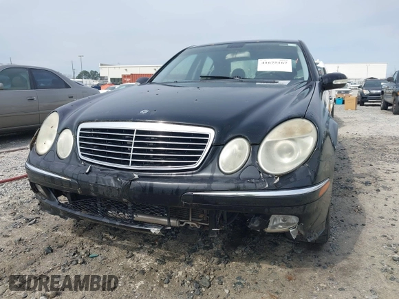 2004 Mercedes-Benz E-Class 5.0L with VIN WDBUF70J64A489519, listed as a IAAI auction lot 41675167 with 226,361 mi miles. Bid and sale history available at carsss.com. Image 6.