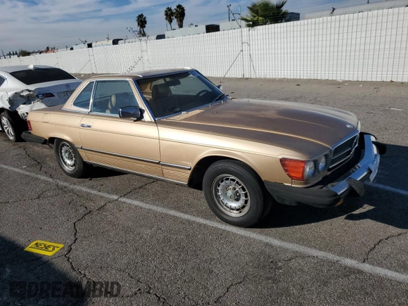 1981 Mercedes-Benz 380 380SL with VIN WDBBA45A7BB000937, listed as a Copart auction lot 83370134 with 155,687 mi miles and Clean Title. Bid and sale history available at carsss.com. Image 4.