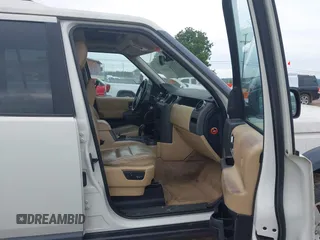 2006 Land Rover LR3 SE with VIN SALAE25416A396688, listed as a IAAI auction lot 42674297 with 252,129 mi miles and . Bid and sale history available at DreamBid. Image 5.