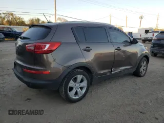 2013 Kia Sportage LX z VIN KNDPB3A23D7465413, wystawiony jako Copart lot #79964134 z przebiegiem 122 467 mil mil oraz Szkoda całkowita • Salvage title. Historia ofert i sprzedaży dostępna na DreamBid. Obrazek 3.