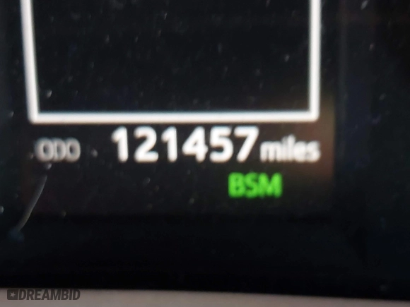 2017 Toyota RAV4 XLE with VIN 2T3RFREV7HW661708, listed as a IAAI auction lot 41367714 with 121,457 mi miles. Bid and sale history available at carsss.com. Image 15.