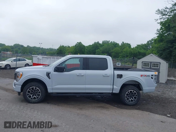 2021 Ford F-150 XL z VIN 1FTEW1EP5MKE17091, wystawiony jako IAAI lot #42413293 z przebiegiem 57 042 mil mil oraz . Historia ofert i sprzedaży dostępna na DreamBid. Obrazek 15.
