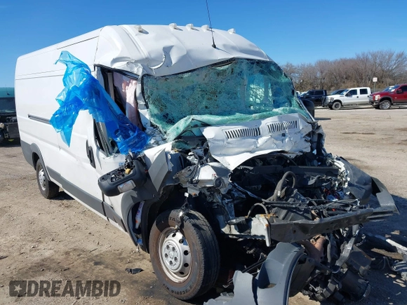 2018 Ram ProMaster Cargo with VIN 3C6URVJG2JE102819, listed as a IAAI auction lot 41633724 with Not Provided miles. Bid and sale history available at carsss.com. Image 6.