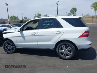 2015 Mercedes-Benz M 350 with VIN 4JGDA5HB1FA616659, listed as a IAAI auction lot 42168546 with 136,890 mi miles and . Bid and sale history available at DreamBid. Image 15.