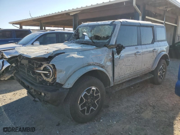 2022 Ford Bronco with VIN 1FMDE5BH7NLB46027, listed as a Copart auction lot 87433994 with 37,289 mi miles and Salvage Title. Bid and sale history available at carsss.com. Image 1.