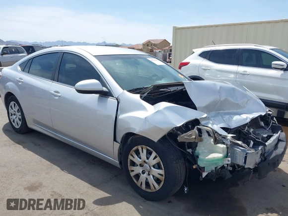 2011 Mazda Mazda6 i Sport with VIN 1YVHZ8BH9B5M27347, listed as a IAAI auction lot 41922553 with 147,573 mi miles. Bid and sale history available at carsss.com. Image 6.