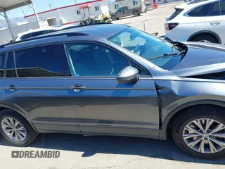 2019 Volkswagen Tiguan S z VIN 3VV1B7AX0KM043032, wystawiony jako IAAI lot #41862179 z przebiegiem 154 440 mil mil oraz . Historia ofert i sprzedaży dostępna na DreamBid. Obrazek 13.