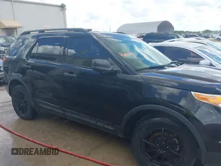 2014 Ford Explorer z VIN 1FM5K7B8XEGB42507, wystawiony jako IAAI lot #42522483 z przebiegiem 195 169 mil mil oraz . Historia ofert i sprzedaży dostępna na DreamBid. Obrazek 13.