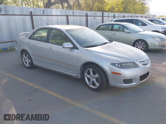 2008 Mazda 6 i Sport VE with VIN 1YVHP80C885M39480, listed as a IAAI auction lot 42078591 with 131,993 mi miles. Bid and sale history available at carsss.com. Image 1.