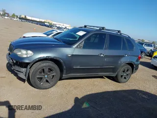 2013 BMW X5 xDrive35i z VIN 5UXZV4C56D0G57030, wystawiony jako IAAI lot #42267366 z przebiegiem 174 381 mil mil oraz . Historia ofert i sprzedaży dostępna na DreamBid. Obrazek 15.