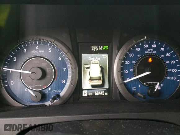 2018 Toyota Sienna XLE with VIN 5TDDZ3DC5JS194553, listed as a Copart auction lot 46648255 with 68,445 mi miles and Salvage Title. Bid and sale history available at carsss.com. Image 9.