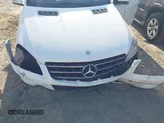 2014 Mercedes-Benz M 350 with VIN 4JGDA5HB9EA424811, listed as a IAAI auction lot 42079690 with 127,914 mi miles and . Bid and sale history available at DreamBid. Image 6.