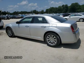 2012 Chrysler 300 Limited z VIN 2C3CCACG4CH249716, wystawiony jako Copart lot #55985435 z przebiegiem 93 756 mil mil oraz Szkody całkowita. Historia ofert i sprzedaży dostępna na DreamBid. Obrazek 2.