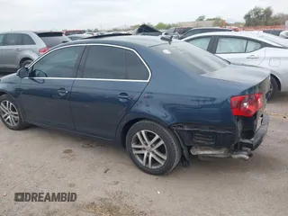 2006 Volkswagen Jetta 1.9L TDI with VIN 3VWDT71K36M758287, listed as a IAAI auction lot 42245403 with 230,536 mi miles and . Bid and sale history available at DreamBid. Image 3.