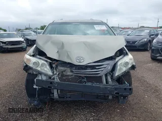 2015 Toyota Sienna XLE с VIN 5TDYK3DC1FS577192, выставлен на аукционе IAAI как лот 41823635 с пробегом 84 858 миль миль и . История ставок и продаж доступна на DreamBid. Изображение 12.