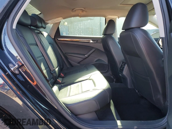 2019 Volkswagen Passat SE R-Line z VIN 1VWMA7A35KC013535, wystawiony jako Copart lot #80677504 z przebiegiem 88 376 mil mil oraz Szkoda całkowita • Salvage title. Historia ofert i sprzedaży dostępna na DreamBid. Obrazek 10.