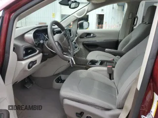 2017 Chrysler Pacifica Touring L with VIN 2C4RC1BG4HR844767, listed as a Copart auction lot 52745525 with 98,412 mi miles and Salvage Title. Bid and sale history available at DreamBid. Image 7.