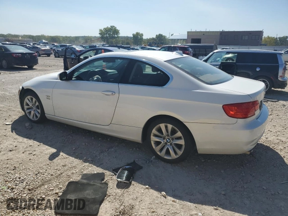 2013 BMW 3 Series 328i xDrive with VIN WBAKF5C55DJ297680, listed as a Copart auction lot 70691074 with 0 mi miles and Salvage Title. Bid and sale history available at carsss.com. Image 2.