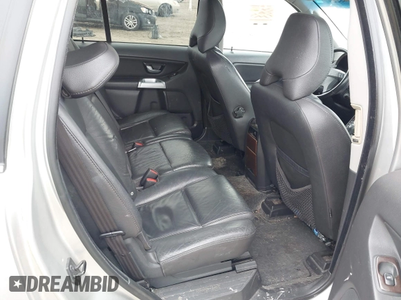 2006 Volvo XC90 with VIN YV4CM592261297811, listed as a IAAI auction lot 41678622 with 134,194 mi miles and . Bid and sale history available at DreamBid. Image 8.