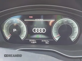 2022 Audi Q5 Premium Plus z VIN WA1BBAFY0N2078094, wystawiony jako IAAI lot #42061485 z przebiegiem 23 152 mil mil oraz . Historia ofert i sprzedaży dostępna na DreamBid. Obrazek 7.