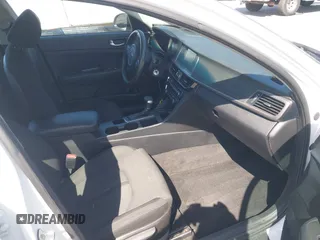 2018 Kia Optima LX z VIN 5XXGT4L35JG265371, wystawiony jako IAAI lot #42494354 z przebiegiem 86 411 mil mil oraz . Historia ofert i sprzedaży dostępna na DreamBid. Obrazek 5.