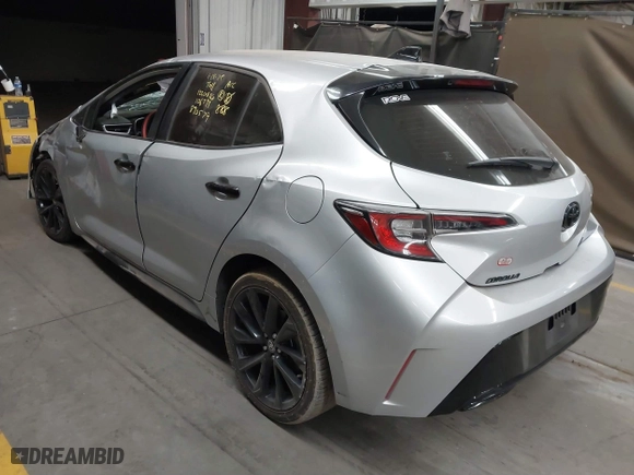 2021 Toyota Corolla Hatchback SE with VIN JTND4MBE1M3106771, listed as a IAAI auction lot 41444053 with 101,161 mi miles. Bid and sale history available at carsss.com. Image 3.