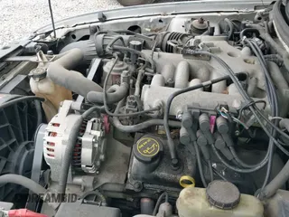 2004 Ford Mustang Deluxe с VIN 1FAFP44484F122995, выставлен на аукционе IAAI как лот 42045072 с пробегом 132 062 миль миль и . История ставок и продаж доступна на DreamBid. Изображение 22.
