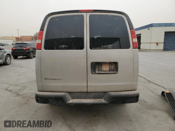 2008 Chevrolet Express Passenger with VIN 1GAHG39KX81194703, listed as a Copart auction lot 48727715 with 116,074 mi miles and Salvage title. Bid and sale history available at DreamBid. Image 6.