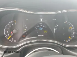 2019 Jeep Grand Cherokee Altitude with VIN 1C4RJEAG8KC698551, listed as a Copart auction lot 52080915 with 69,925 mi miles and Clean title. Bid and sale history available at DreamBid. Image 9.