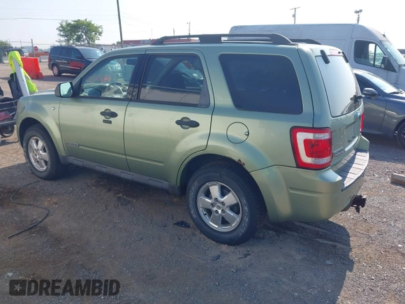 2008 Ford Escape XLT with VIN 1FMCU93188KA89855, listed as a IAAI auction lot 42581640 with 172,576 mi miles and . Bid and sale history available at DreamBid. Image 3.