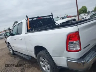 2021 Ram 1500 Lone Star z VIN 1C6RREBT5MN609716, wystawiony jako IAAI lot #42030146 z przebiegiem 74 074 mil mil oraz . Historia ofert i sprzedaży dostępna na DreamBid. Obrazek 14.