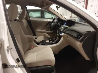 2013 Honda Accord LX z VIN 1HGCR2F35DA055447, wystawiony jako IAAI lot #41983917 z przebiegiem 131 858 mil mil oraz . Historia ofert i sprzedaży dostępna na DreamBid. Obrazek 5.