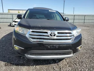 2013 Toyota Highlander Hybrid with VIN JTEBC3EHXD2013425, listed as a Copart auction lot 70375814 with 251,855 mi miles and Salvage Title. Bid and sale history available at carsss.com. Image 5.