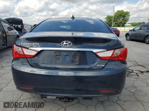 2013 Hyundai Sonata Limited z VIN 5NPEC4AC3DH591172, wystawiony jako Copart lot #58906375 z przebiegiem 171 765 mil mil oraz Szkoda całkowita • Salvage title. Historia ofert i sprzedaży dostępna na DreamBid. Obrazek 6.