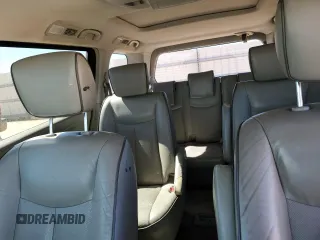2014 Nissan Quest SV z VIN JN8AE2KP3E9100936, wystawiony jako Copart lot #46154645 z przebiegiem 129 084 mil mil oraz Szkoda całkowita • Salvage title. Historia ofert i sprzedaży dostępna na DreamBid. Obrazek 10.