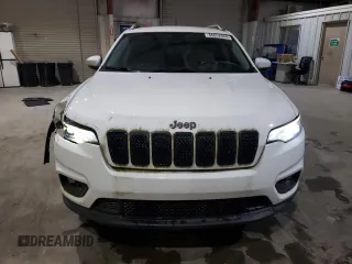 2019 Jeep Cherokee Latitude with VIN 1C4PJMCB5KD158331, listed as a Copart auction lot 86852044 with 86,495 mi miles and Salvage Title. Bid and sale history available at carsss.com. Image 5.