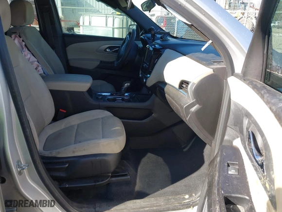 2022 Chevrolet Traverse LS with VIN 1GNERFKW4NJ129769, listed as a IAAI auction lot 41149325 with 86,100 mi miles. Bid and sale history available at carsss.com. Image 5.