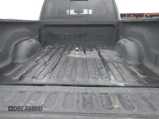 2016 Ram 2500 SLT with VIN 3C6UR5DL9GG307513, listed as a IAAI auction lot 40840976 with 249,047 mi miles. Bid and sale history available at carsss.com. Image 18.