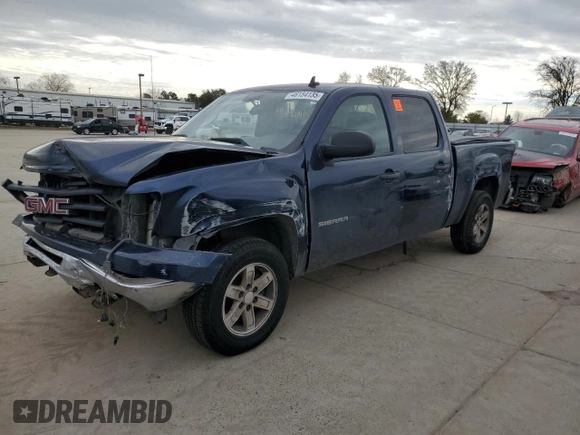 2010 GMC Sierra 1500 with VIN 3GTRCVE38AG273277, listed as a Copart auction lot 46154135 with 320,611 mi miles and Salvage Title. Bid and sale history available at DreamBid. Image 1.